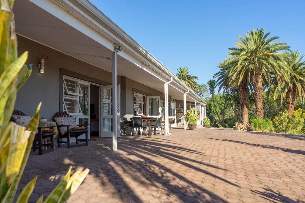 Aloe Manor Hotel Oudtshoorn Bagian luar foto
