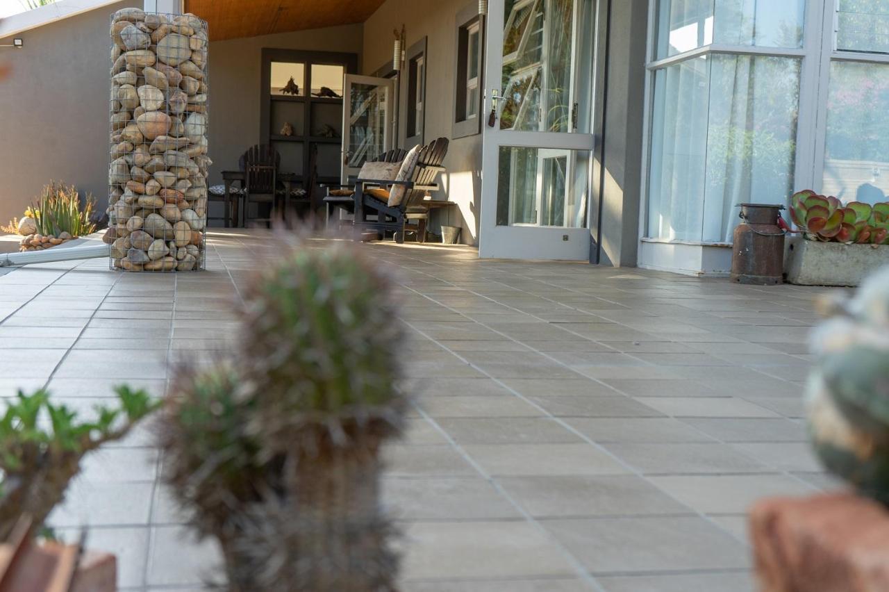 Aloe Manor Hotel Oudtshoorn Bagian luar foto